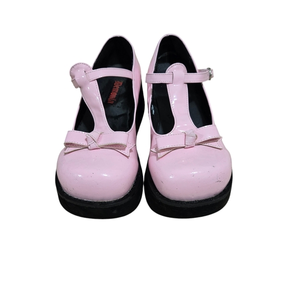 Demonia mary Jane platform shoes with bow from dolls kill - Picture 2 of 4